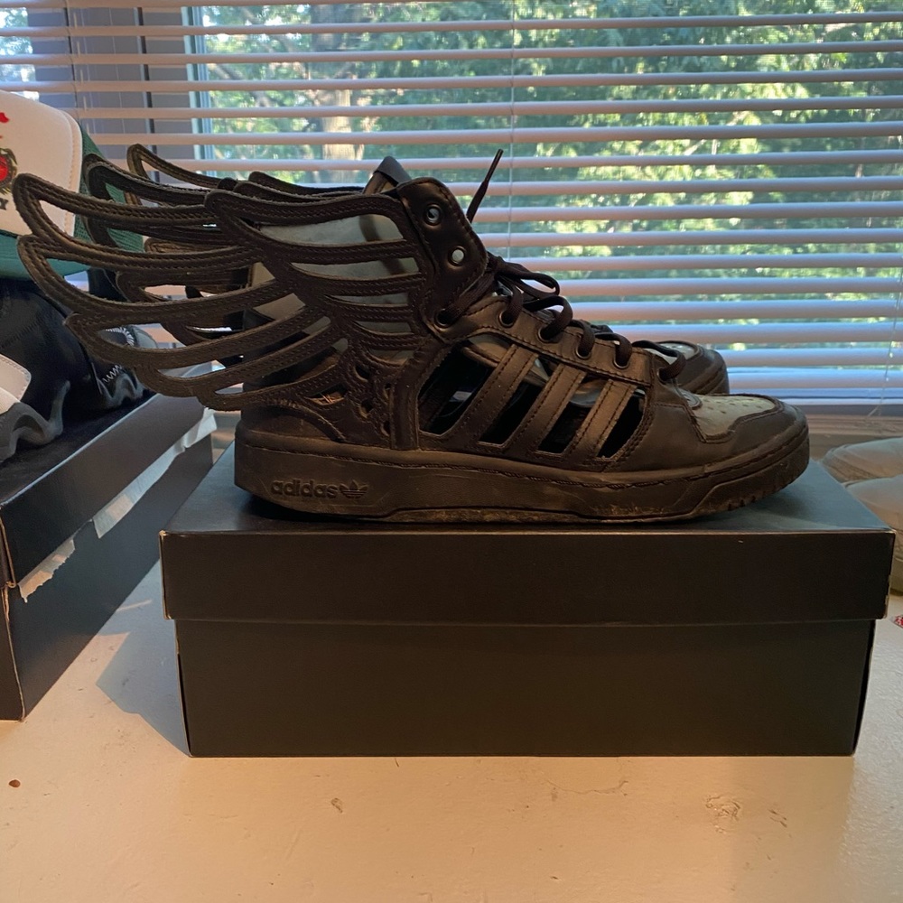 Jeremy Scott Adidas